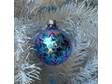 Irridescent cerulean blue and royal purple with a hint of